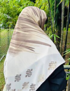 Cedar Chiffon Scarf – Large 115 x 115