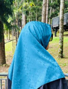 EMRALD Rayon Square Scarf