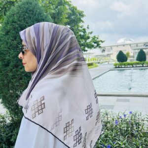 Plum Purple Chiffon Scarf – Large 115x115cm