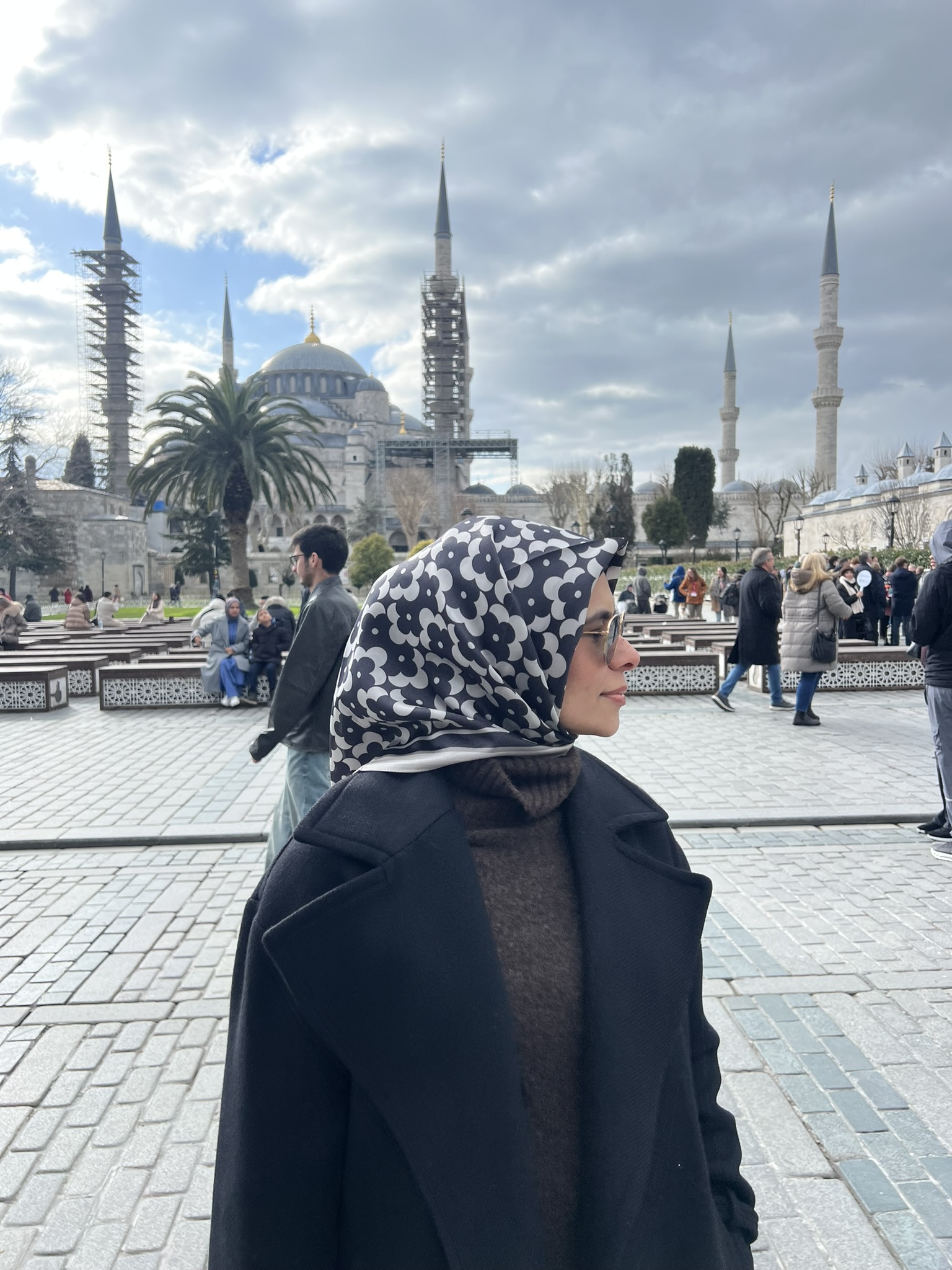 Grey Van Cleef Arpel Crystal Creep Scarf