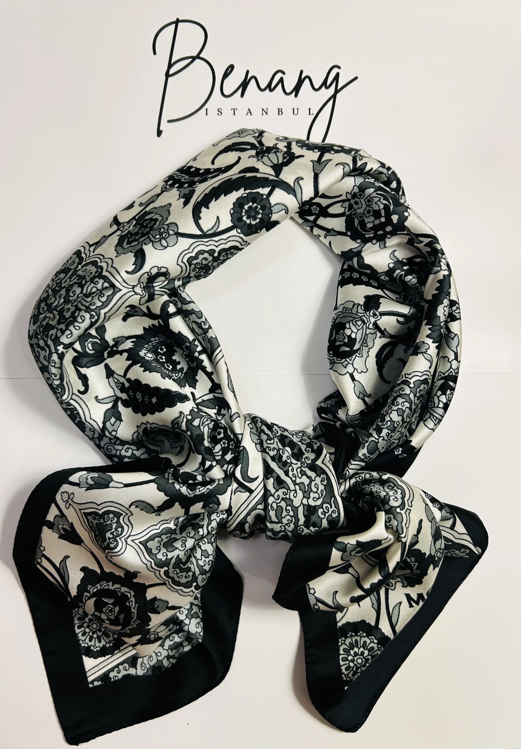 Black Ruby Rayon Scarf – 90x90cm